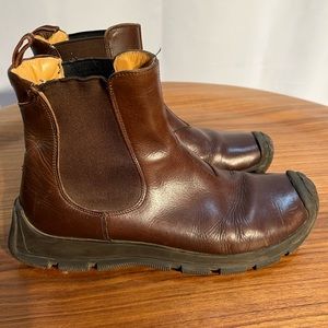 Vintage Mens leather Miu Miu Chelsea style boots. Size 10 fits like us12